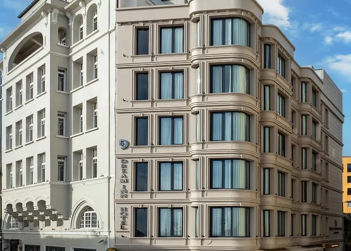 Dream Karakoey Bosphorus Hotel