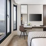 Dream Karakoey Bosphorus 4* Stambuł