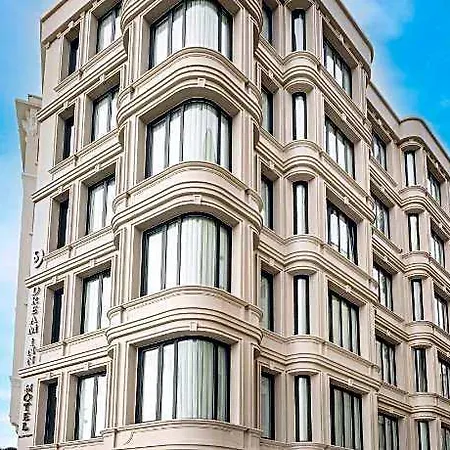 Dream Karakoey Bosphorus Hotel 4*